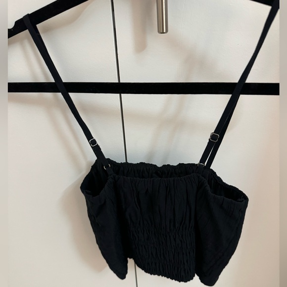 Black crop tank - Picture 2 of 2